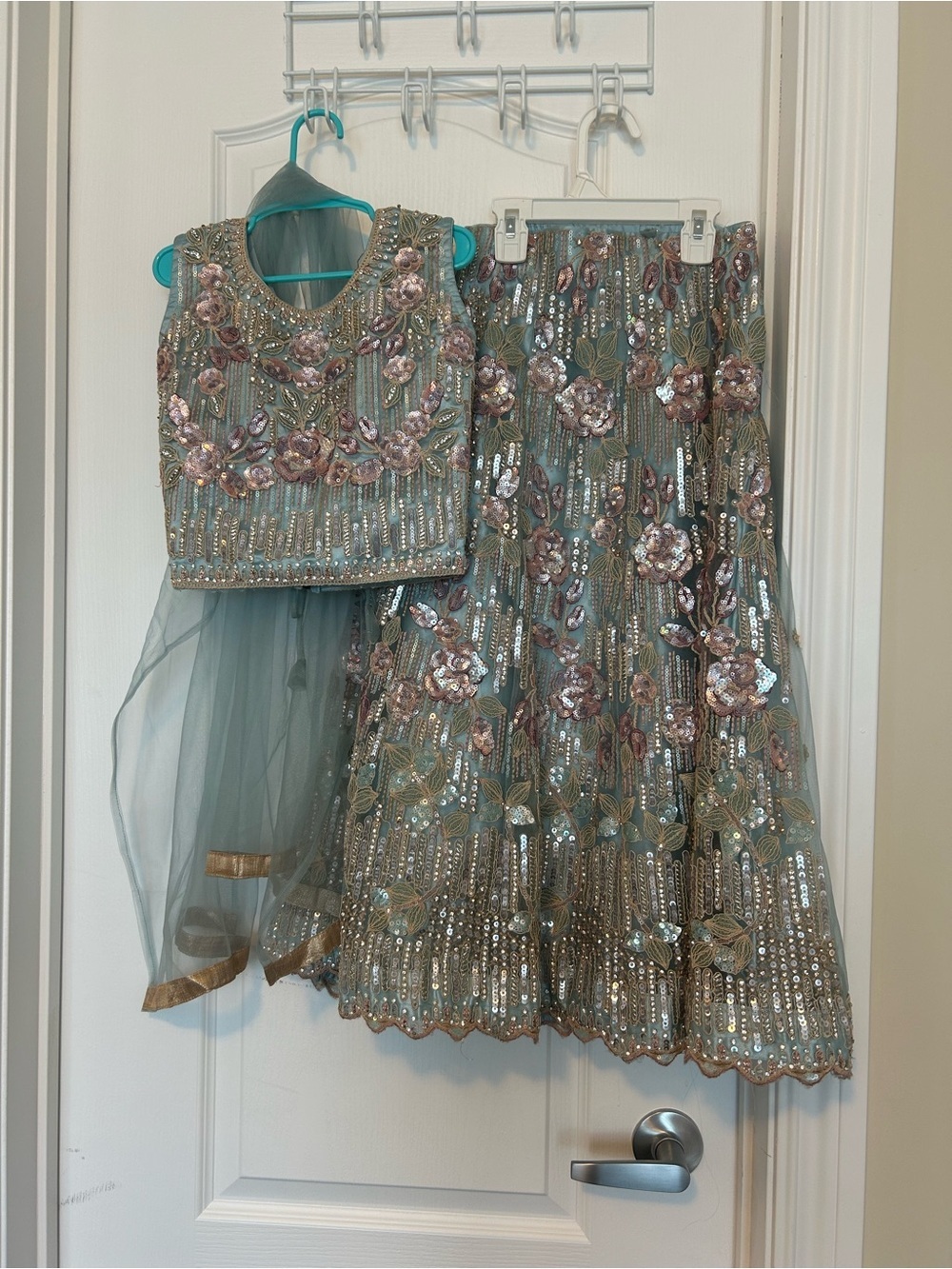 Girls Lehenga - Picture 2 of 10